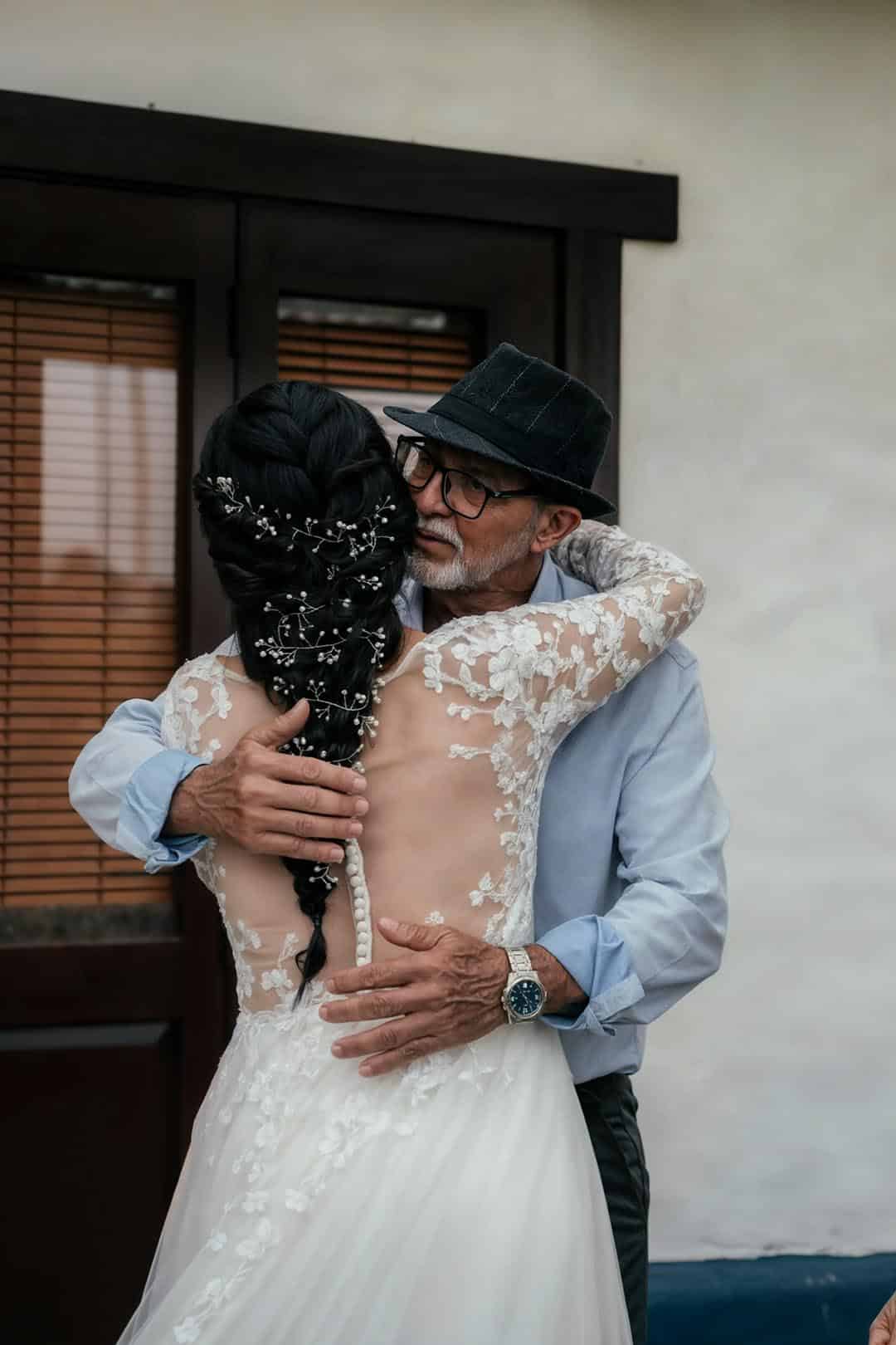 Couple lors des préparatifs du mariage