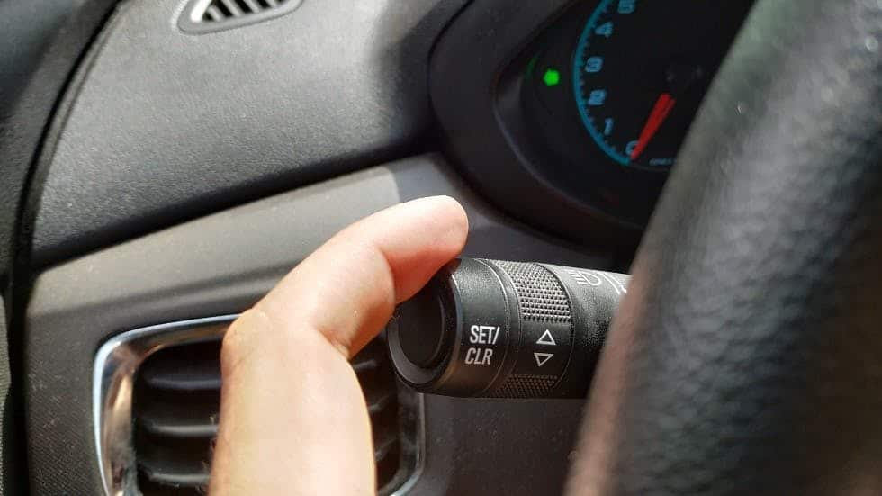 Commandes d'éclairage sur volant