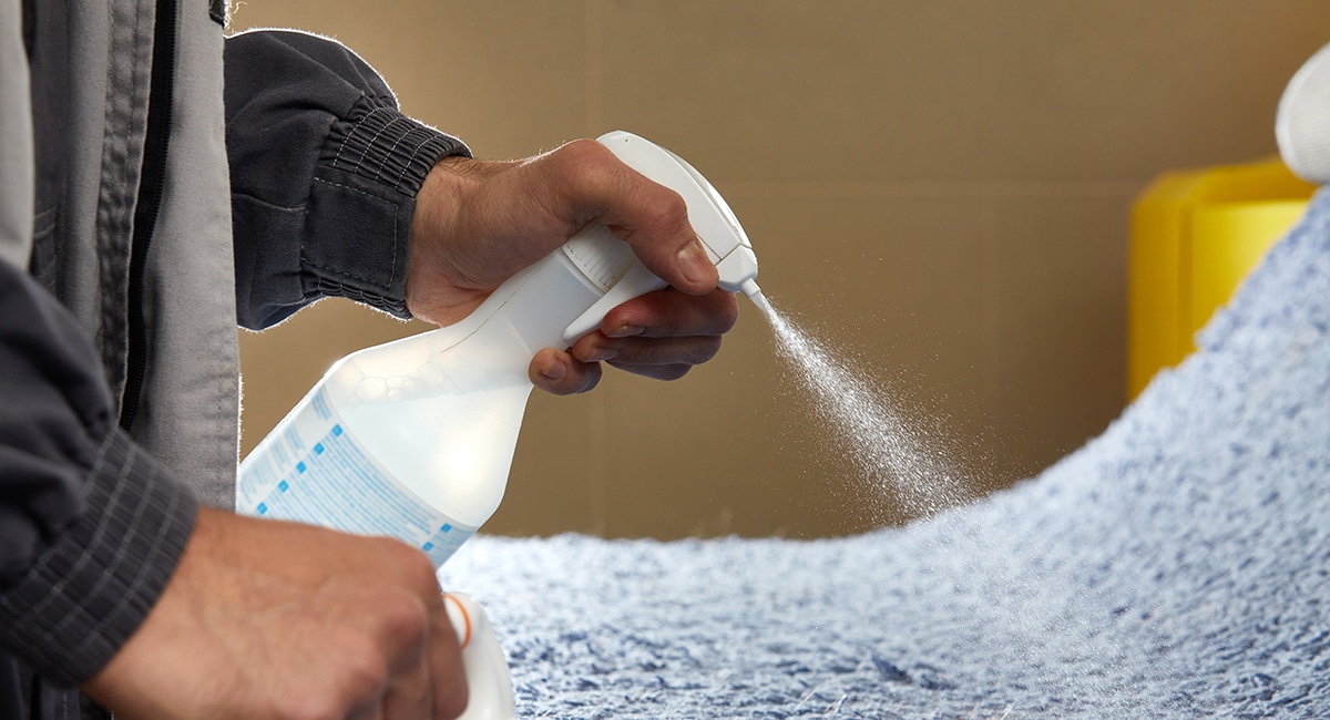 Vaporisation du produit anti-acariens