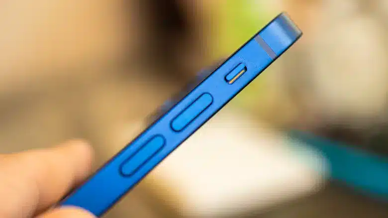 Illustration d'un smartphone en mode silencieux
