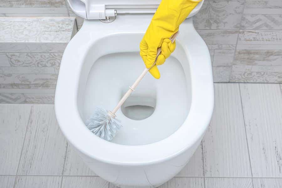 Nettoyage régulier des toilettes