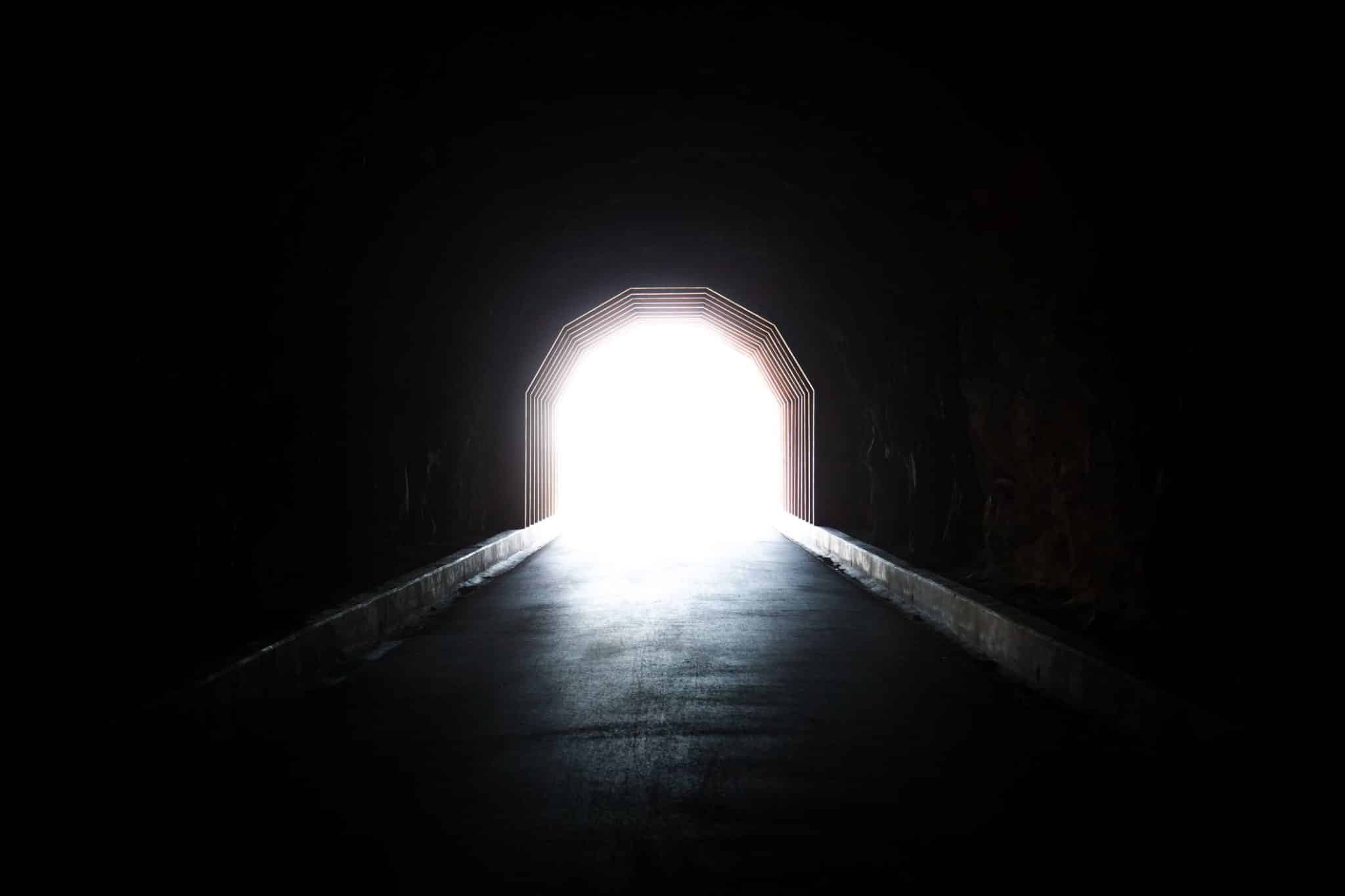 Expérience de mort imminente et fusion avec la lumière
