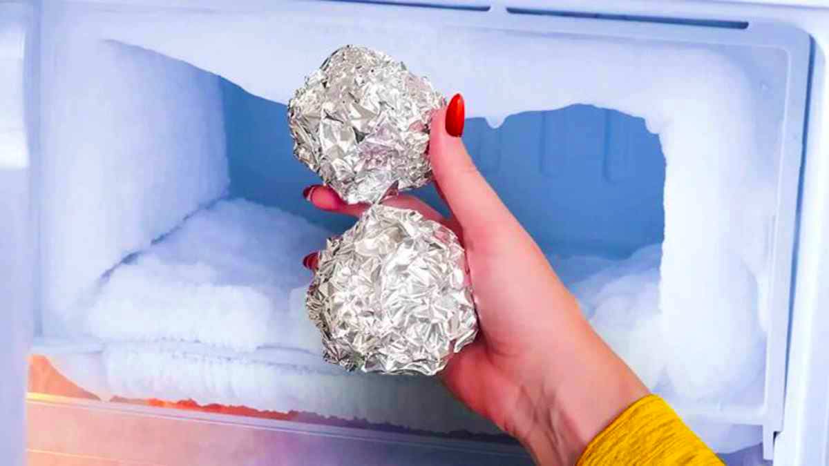 Technique du papier aluminium pour congélateur