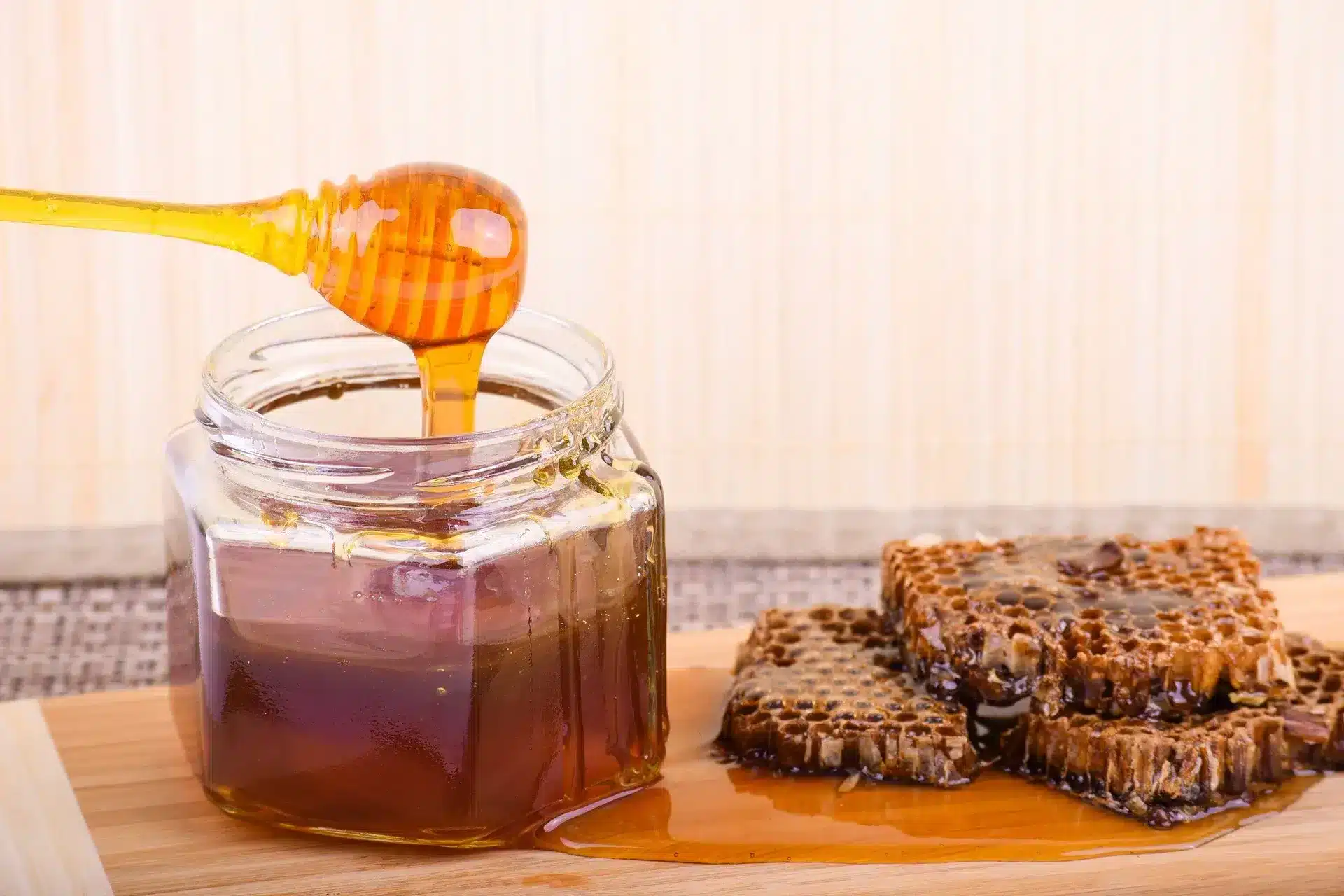 Pot de miel artisanal