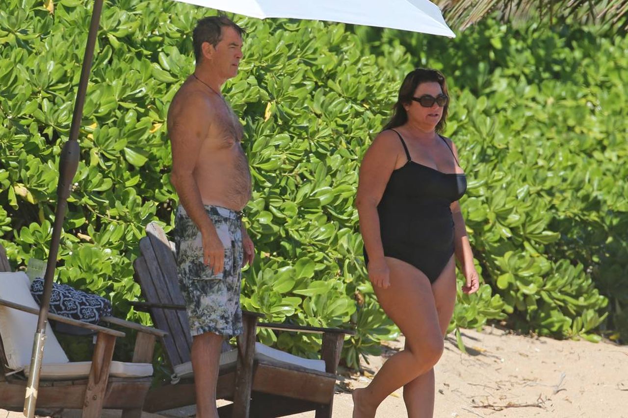 Couple Brosnan-Smith souriant