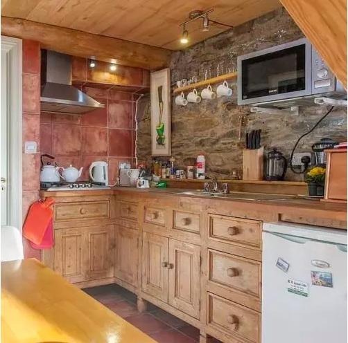 Vue extérieure de la maison rénovée