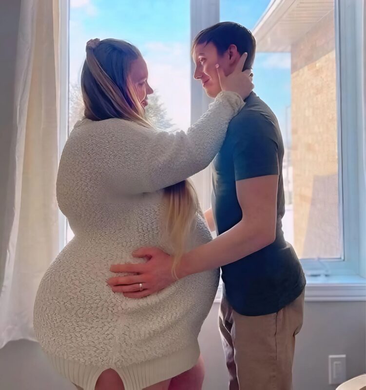 Camille et Léo souriants