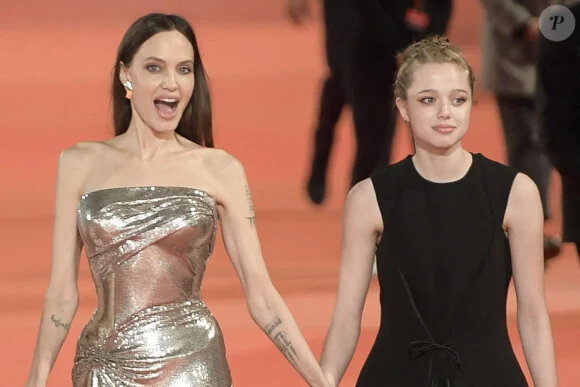 Shiloh Jolie-Pitt sur tapis rouge
