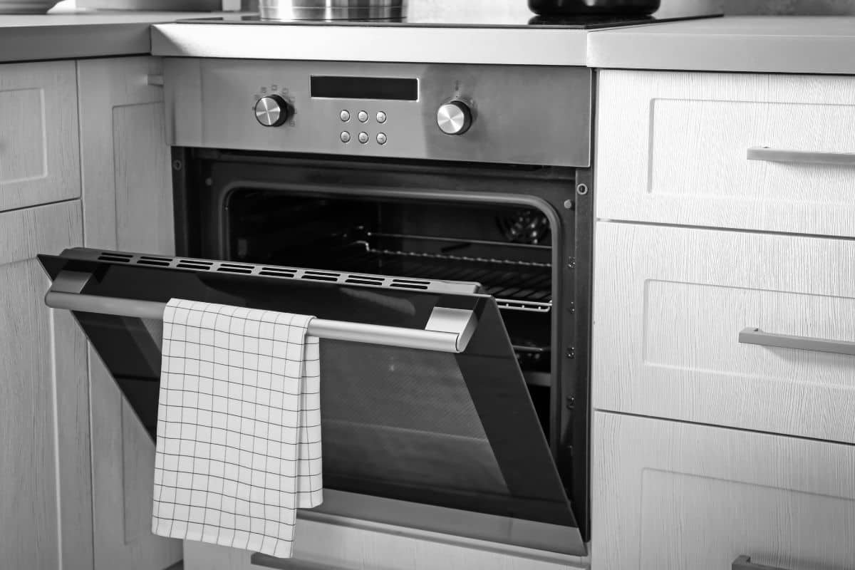 Plusieurs torchons humides ensemble