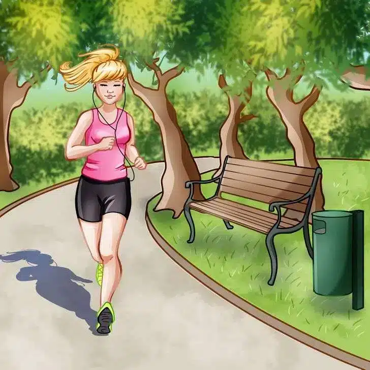 Femme jogging dans un parc avec détail incongru