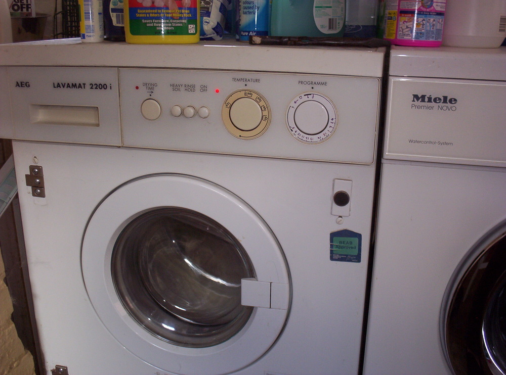 Plastique d'appareil électroménager jauni