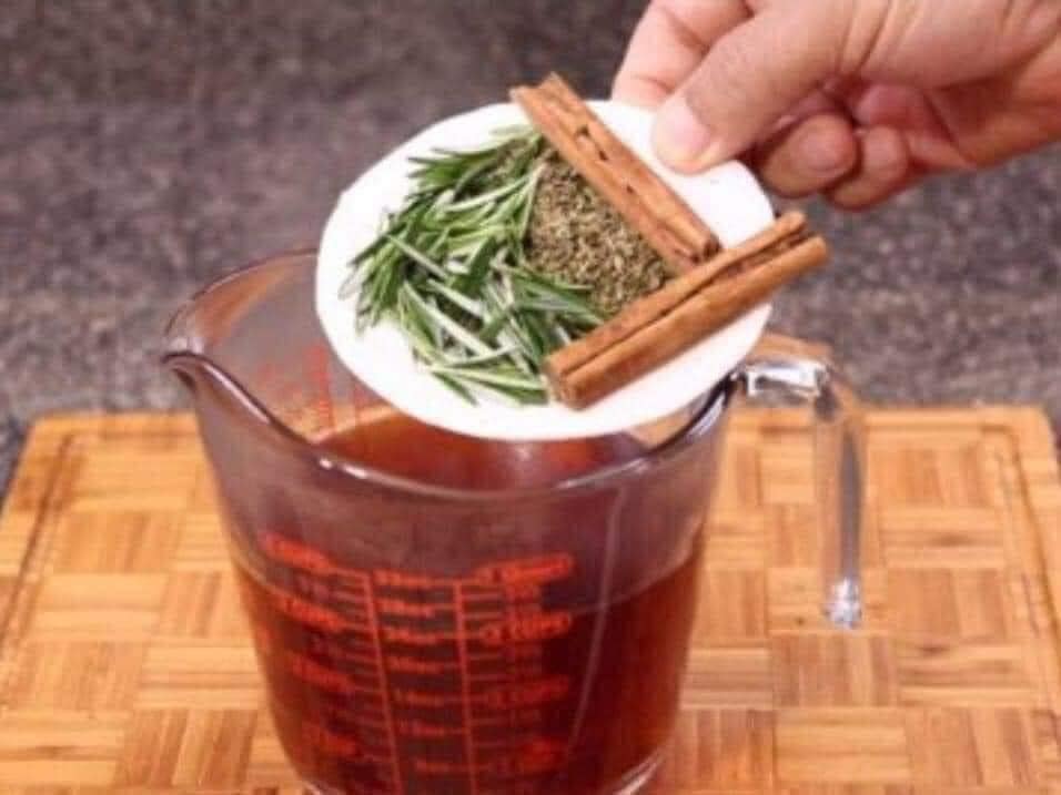 Graines de lin et eau infusée