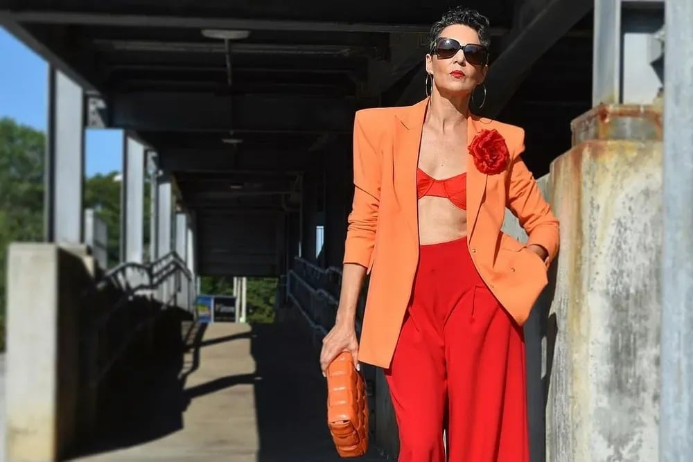 Cheveux avec des mèches naturelles et un balayage subtil