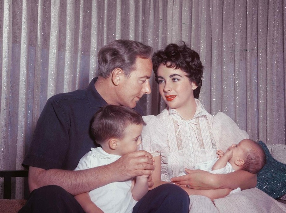 Photo d'Elizabeth Taylor et de son jeune fils Michael